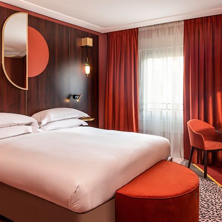 Nest Hotel Paris La Defense - Mgallery Collection Пюто Экстерьер фото A room at the hotel