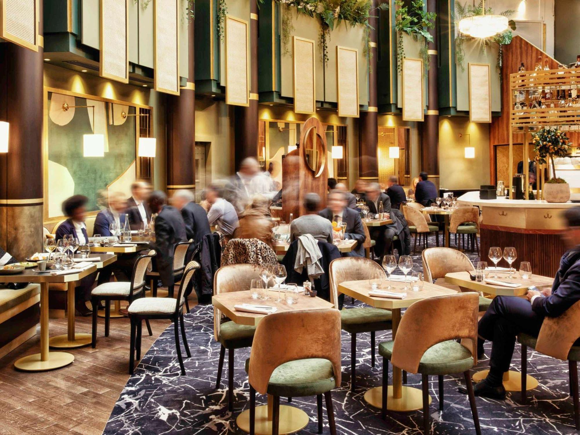 Nest Hotel Paris La Defense - Mgallery Collection Пюто Экстерьер фото Restaurant