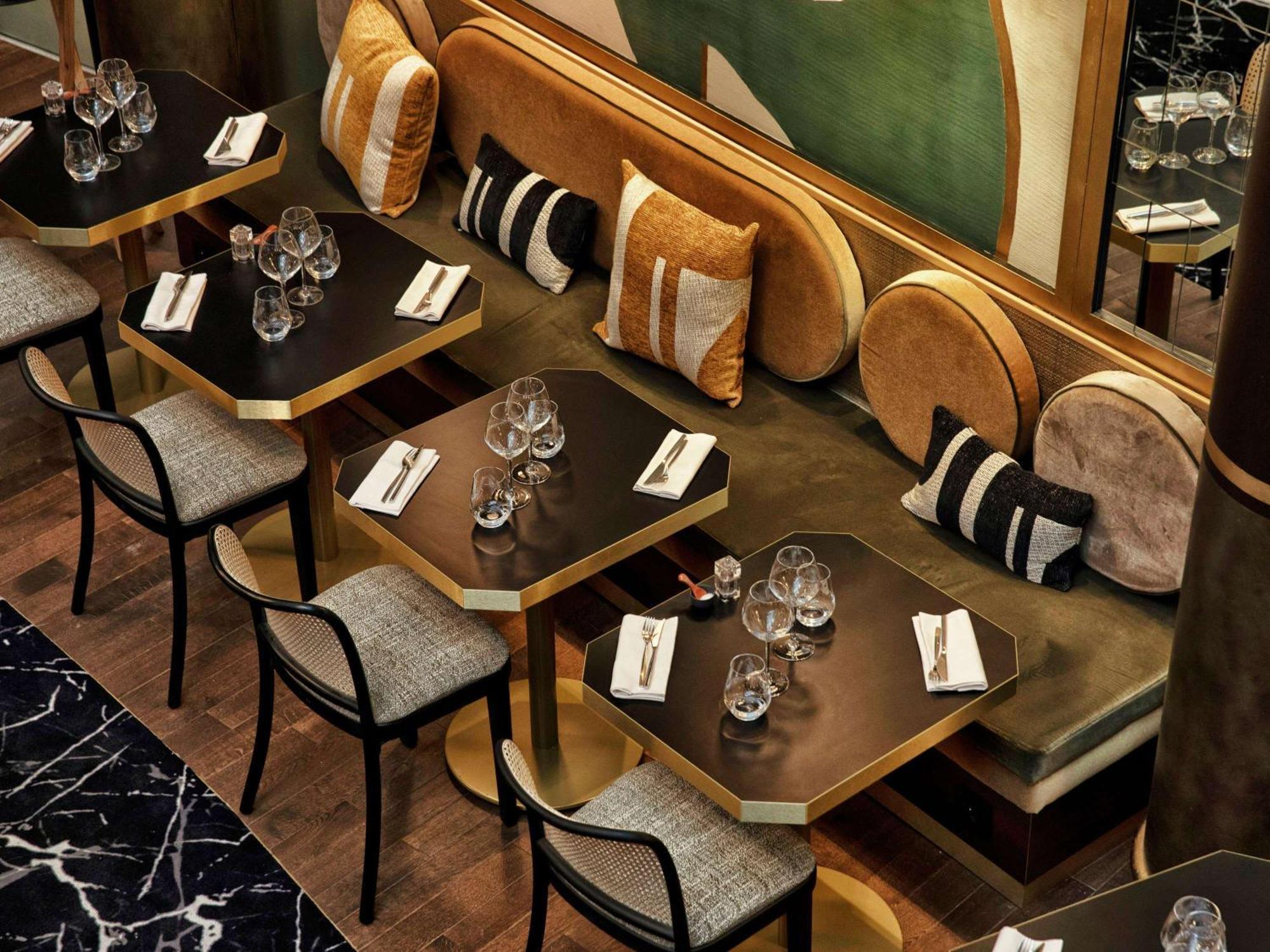 Nest Hotel Paris La Defense - Mgallery Collection Пюто Экстерьер фото Restaurant interior